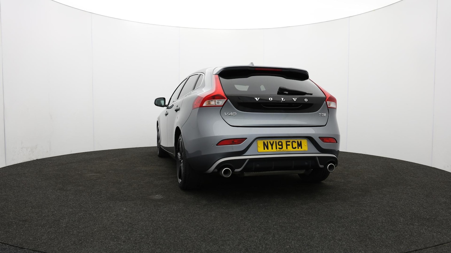 Used Volvo V40 2019 for sale - 75941429: Photo 35