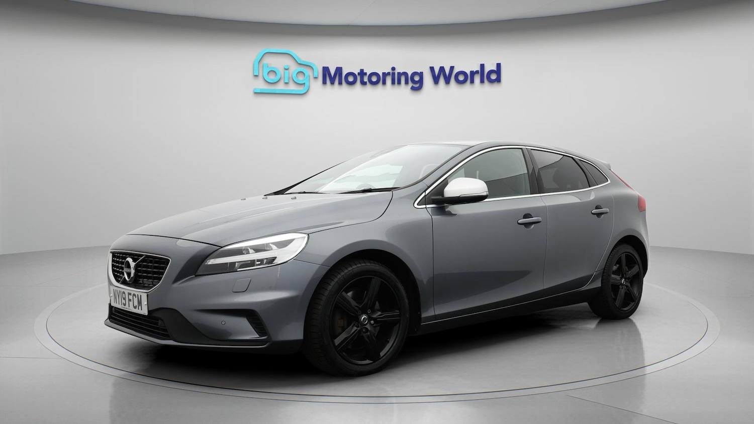 Used Volvo V40 2019 for sale - 75941429: Photo 4