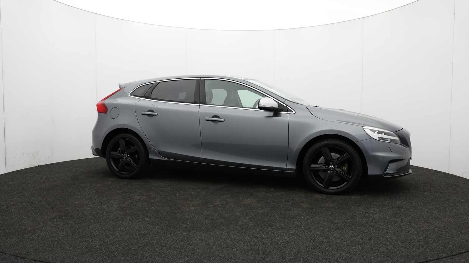 Used Volvo V40 2019 for sale - 75941429: Photo 45
