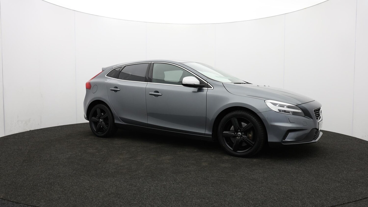 Used Volvo V40 2019 for sale - 75941429: Photo 48