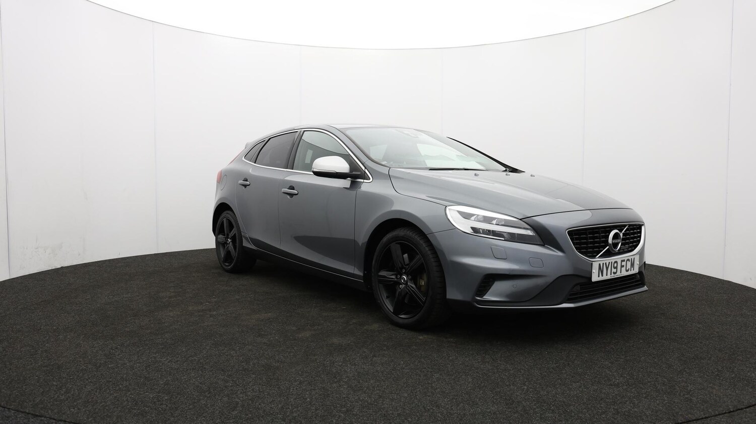 Used Volvo V40 2019 for sale - 75941429: Photo 51