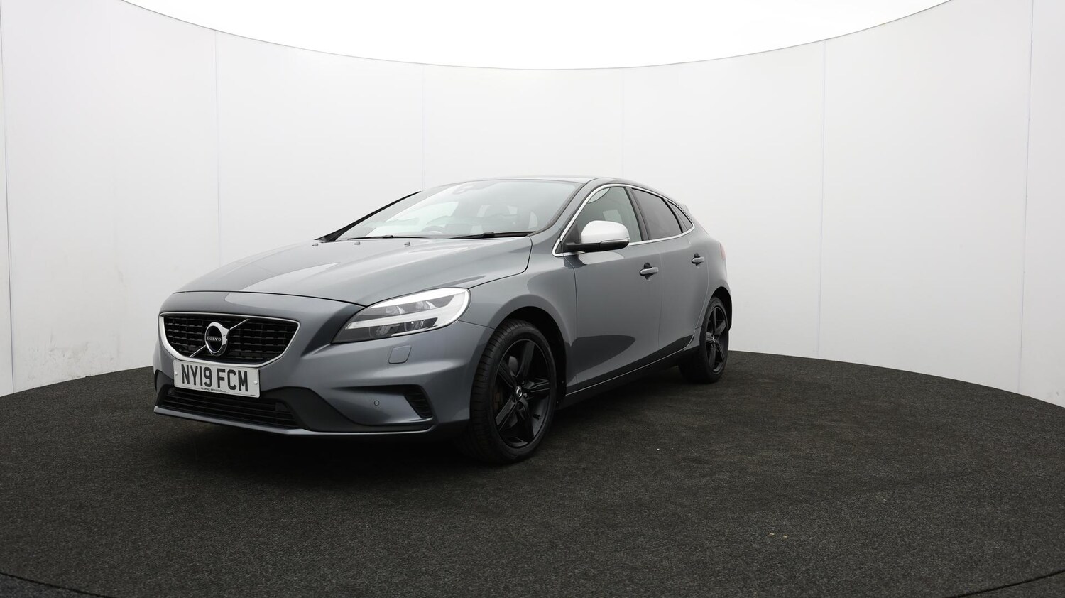 Used Volvo V40 2019 for sale - 75941429: Photo 62