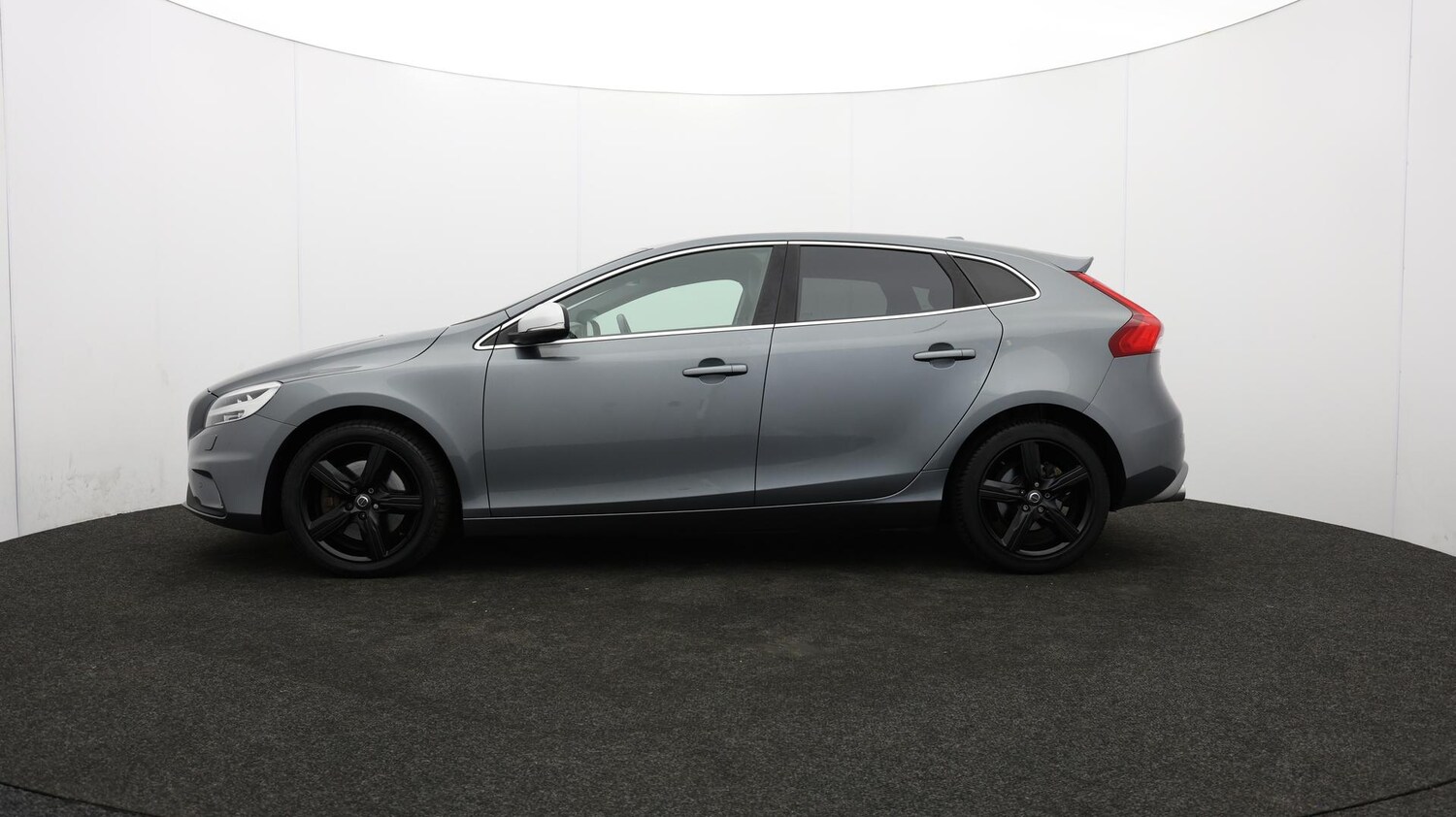 Used Volvo V40 2019 for sale - 75941429: Photo 71