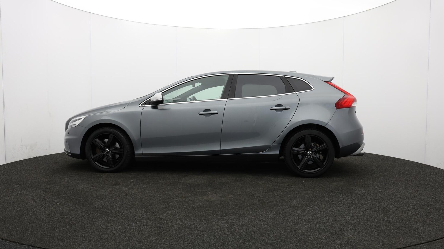 Used Volvo V40 2019 for sale - 75941429: Photo 72
