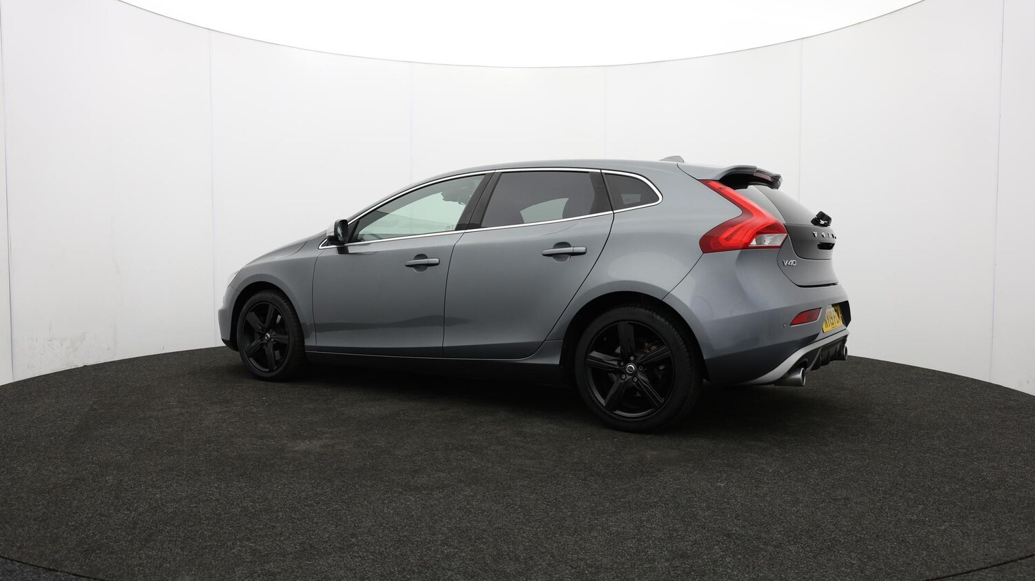 Used Volvo V40 2019 for sale - 75941429: Photo 76