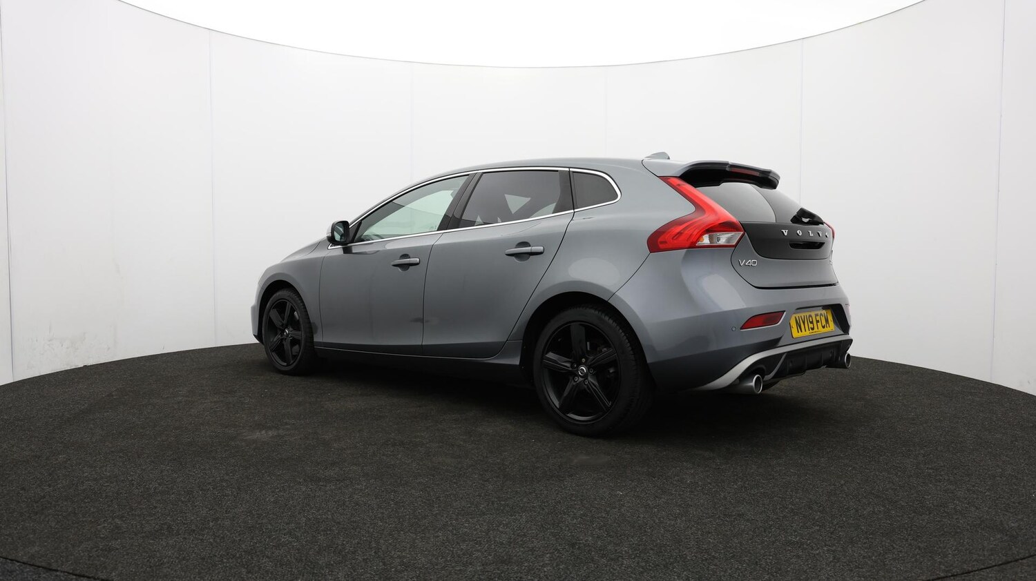 Used Volvo V40 2019 for sale - 75941429: Photo 78