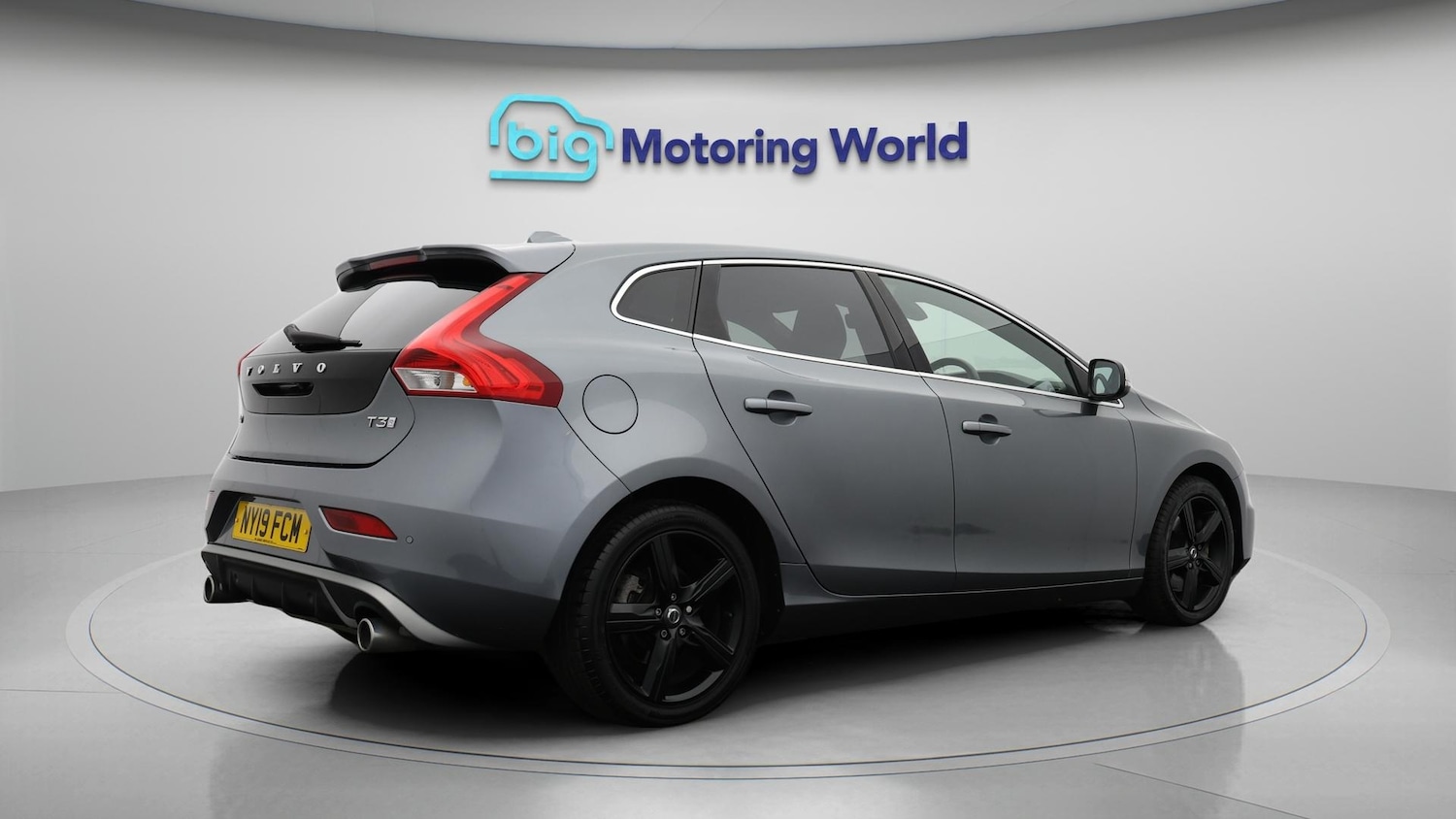 Used Volvo V40 2019 for sale - 75941429: Photo 8