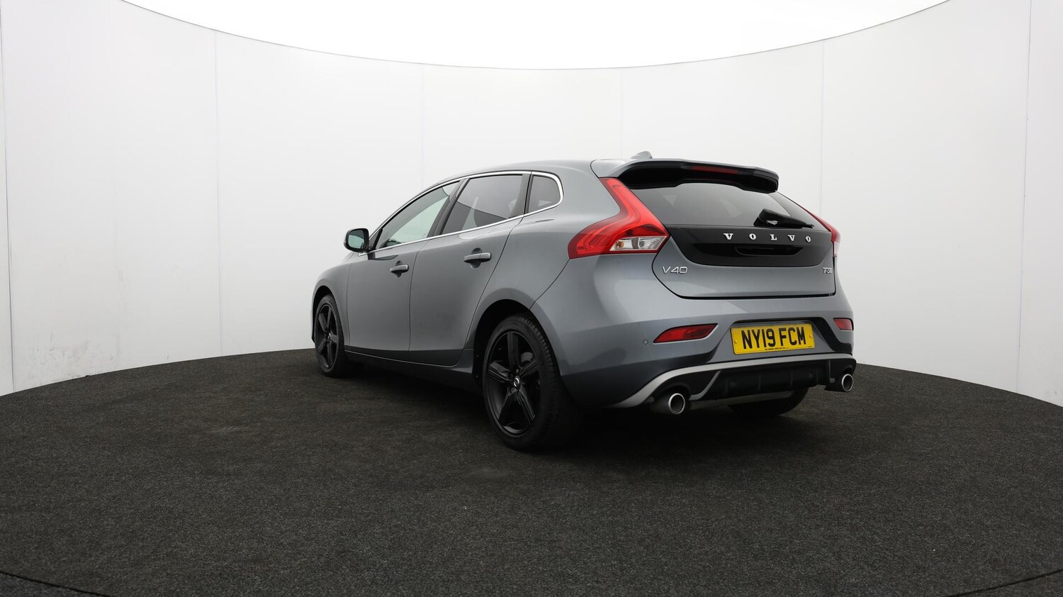 Used Volvo V40 2019 for sale - 75941429: Photo 81