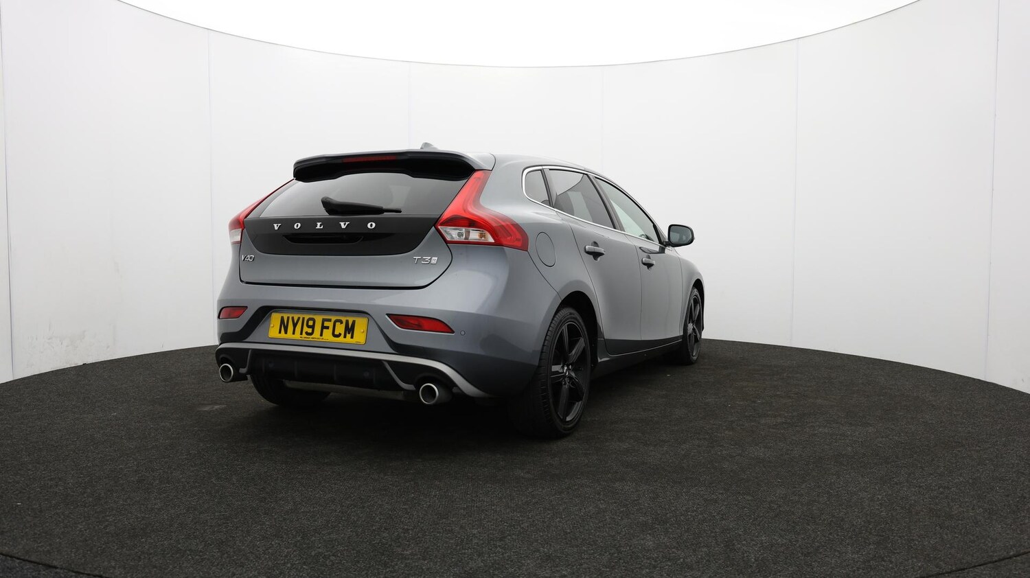 Used Volvo V40 2019 for sale - 75941429: Photo 84