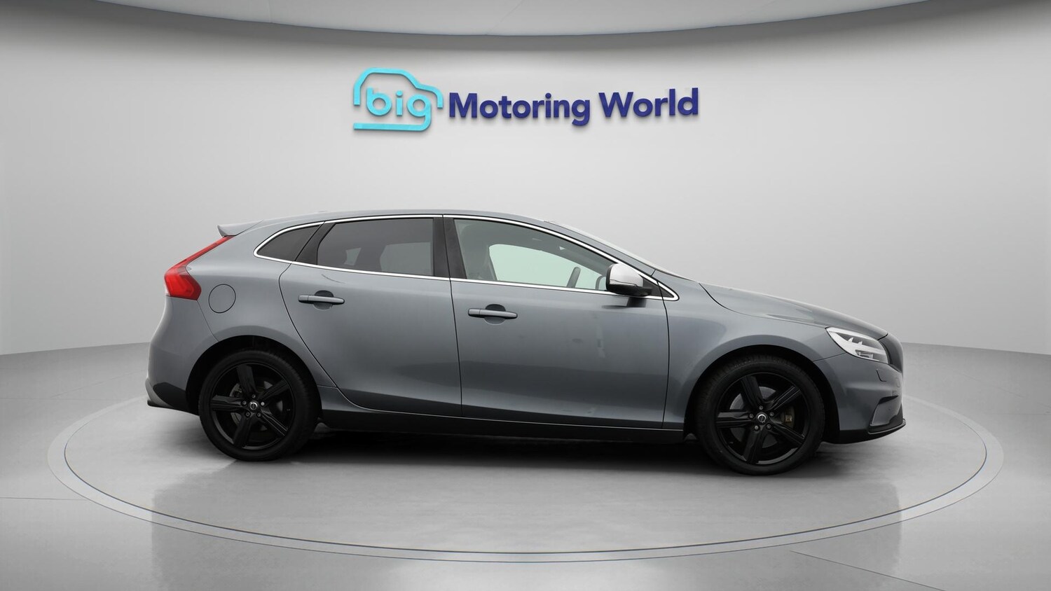 Used Volvo V40 2019 for sale - 75941429: Photo 9