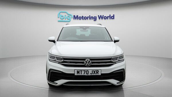 Used Volkswagen Tiguan 2020 for sale - 76226579: Photo 2