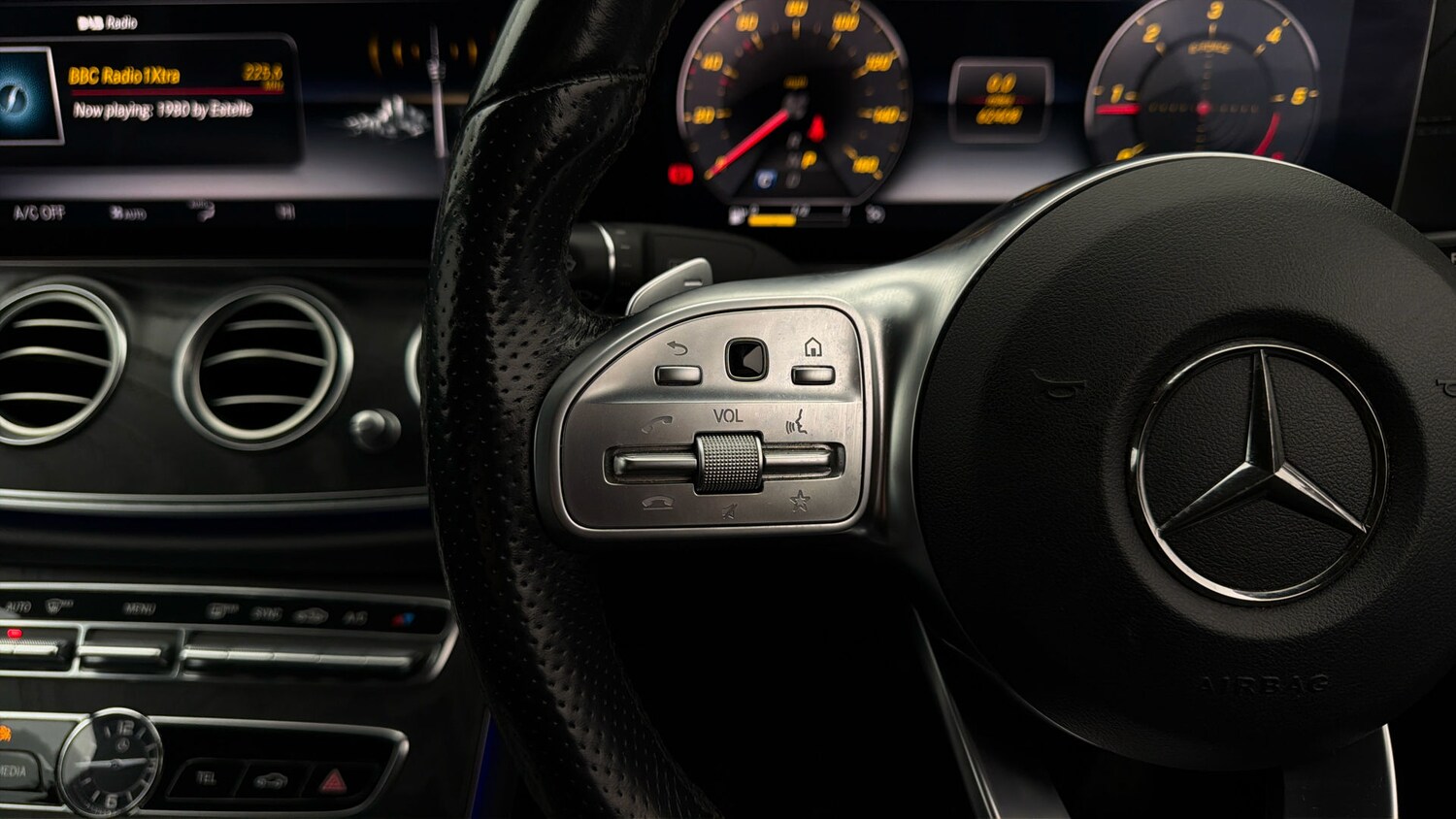 Used Mercedes-Benz E Class 2020 for sale - 77915515: Photo 23