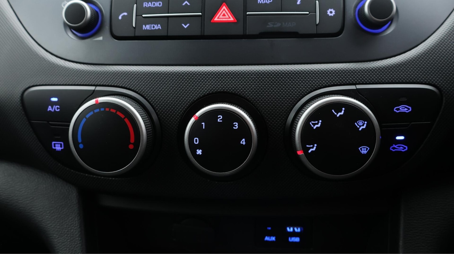 Used Hyundai i10 2019 for sale - 76484629: Photo 13