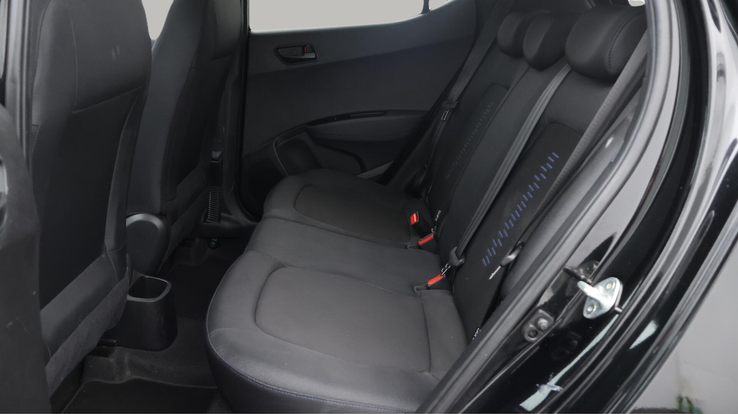 Used Hyundai i10 2019 for sale - 76484629: Photo 17