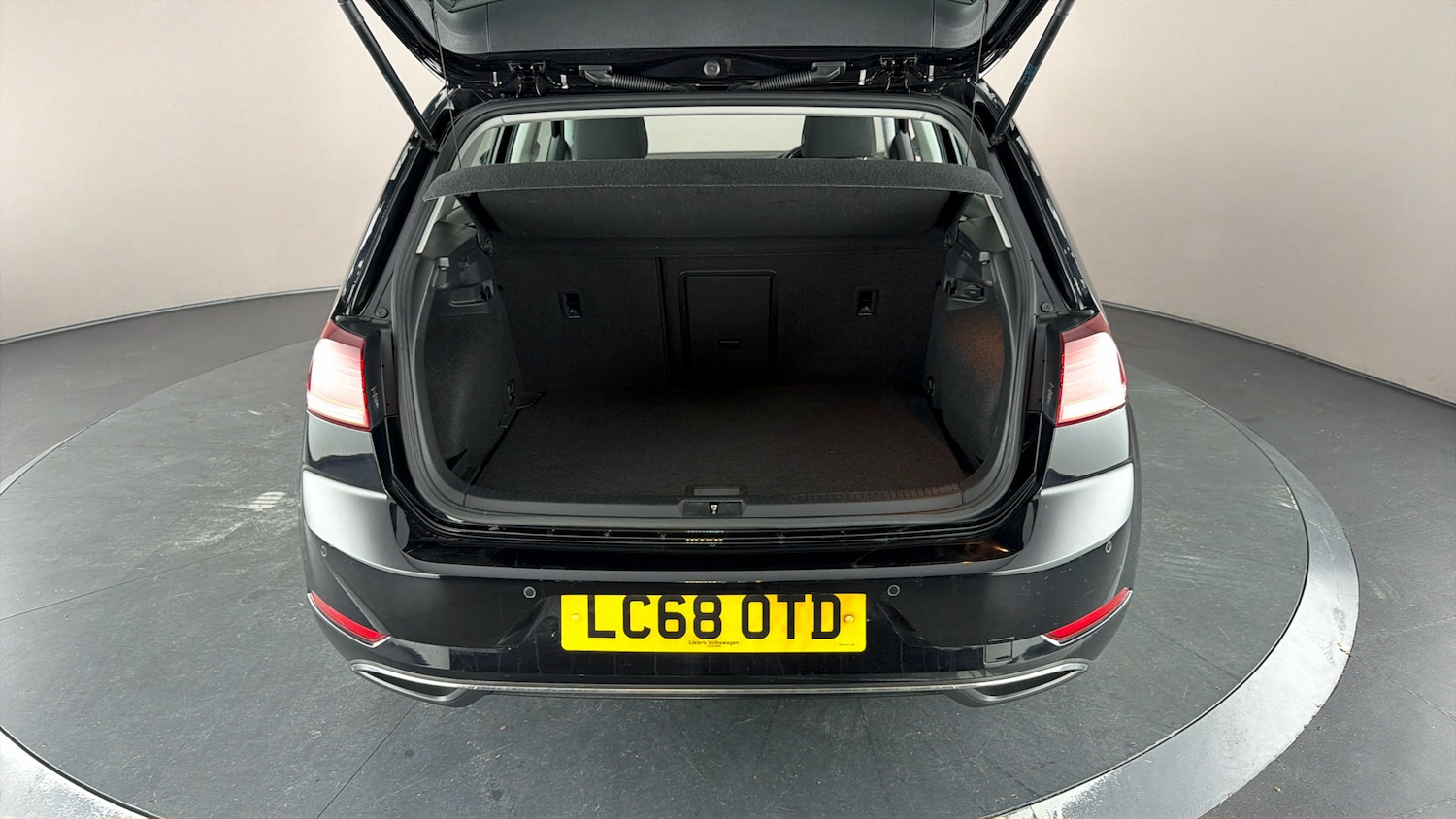 Used Volkswagen Golf 2019 for sale - 78053205: Photo 16