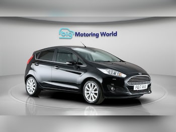 2017 - TITANIUM 5-Door