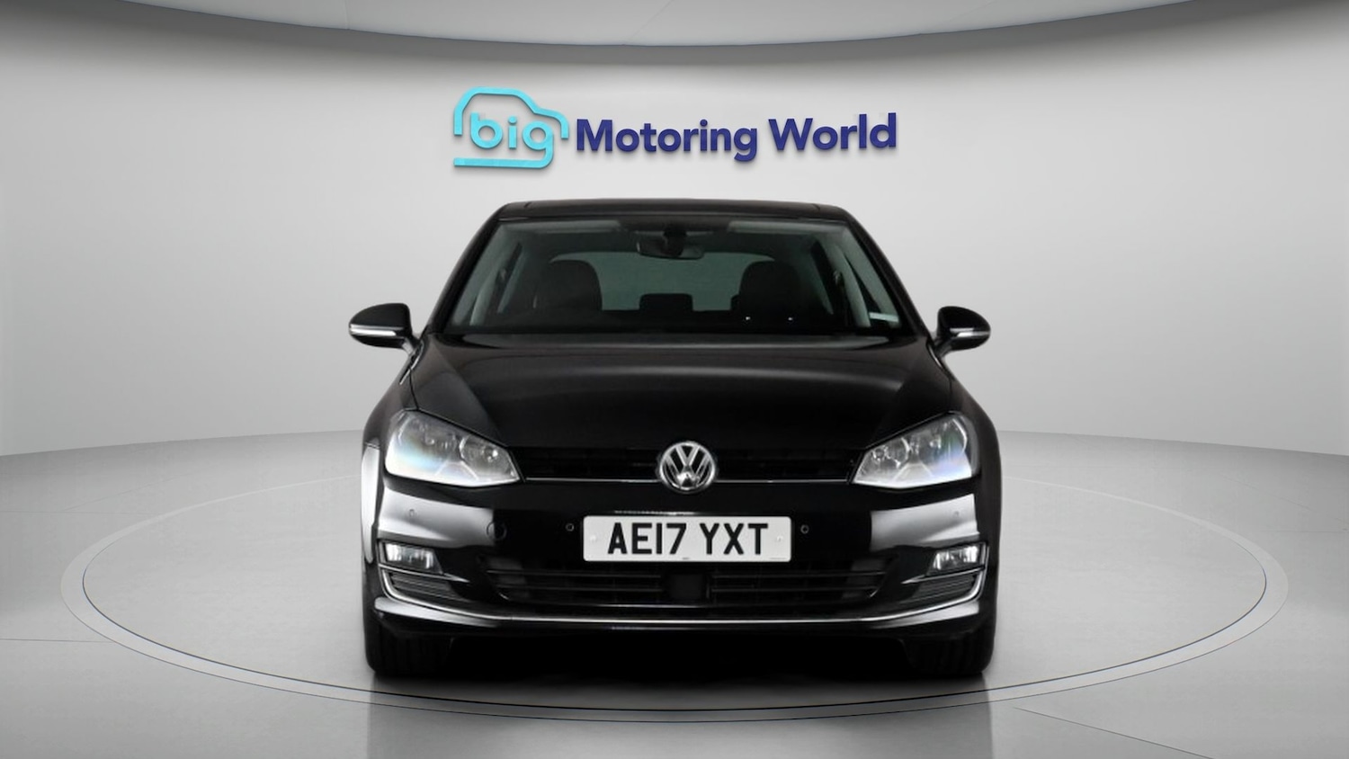 Used Volkswagen Golf 2017 for sale - 78011816: Photo 2