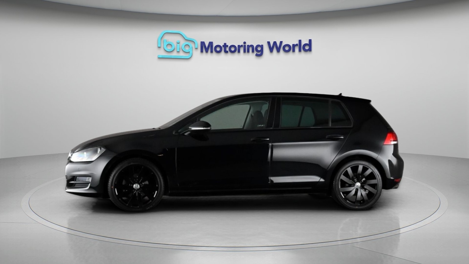 Used Volkswagen Golf 2017 for sale - 78011816: Photo 4