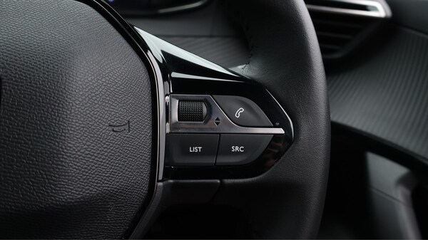 Used Peugeot 2008 2024 for sale - 75747117: Photo 24