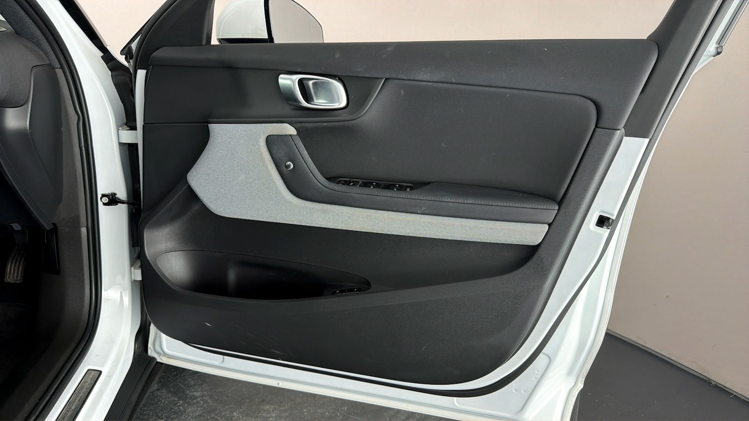 Used Polestar Polestar 2 2023 for sale - 77790320: Photo 14