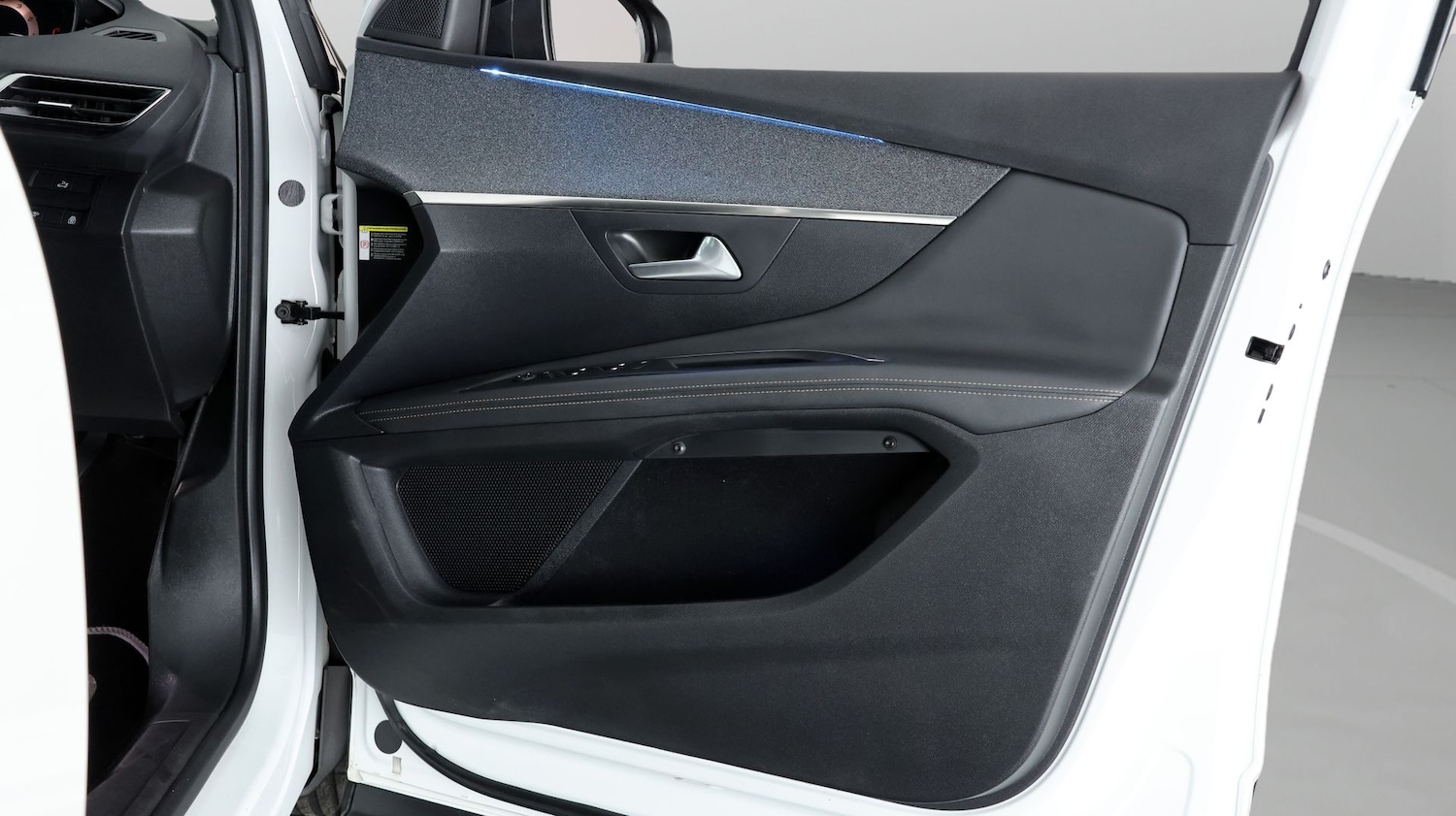 Used Peugeot 3008 2020 for sale - 77312448: Photo 15