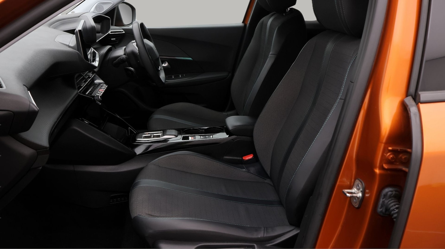 Used Peugeot 2008 2022 for sale - 77536302: Photo 14