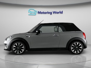 Used MINI Convertible 2020 for sale - 79616711: Photo