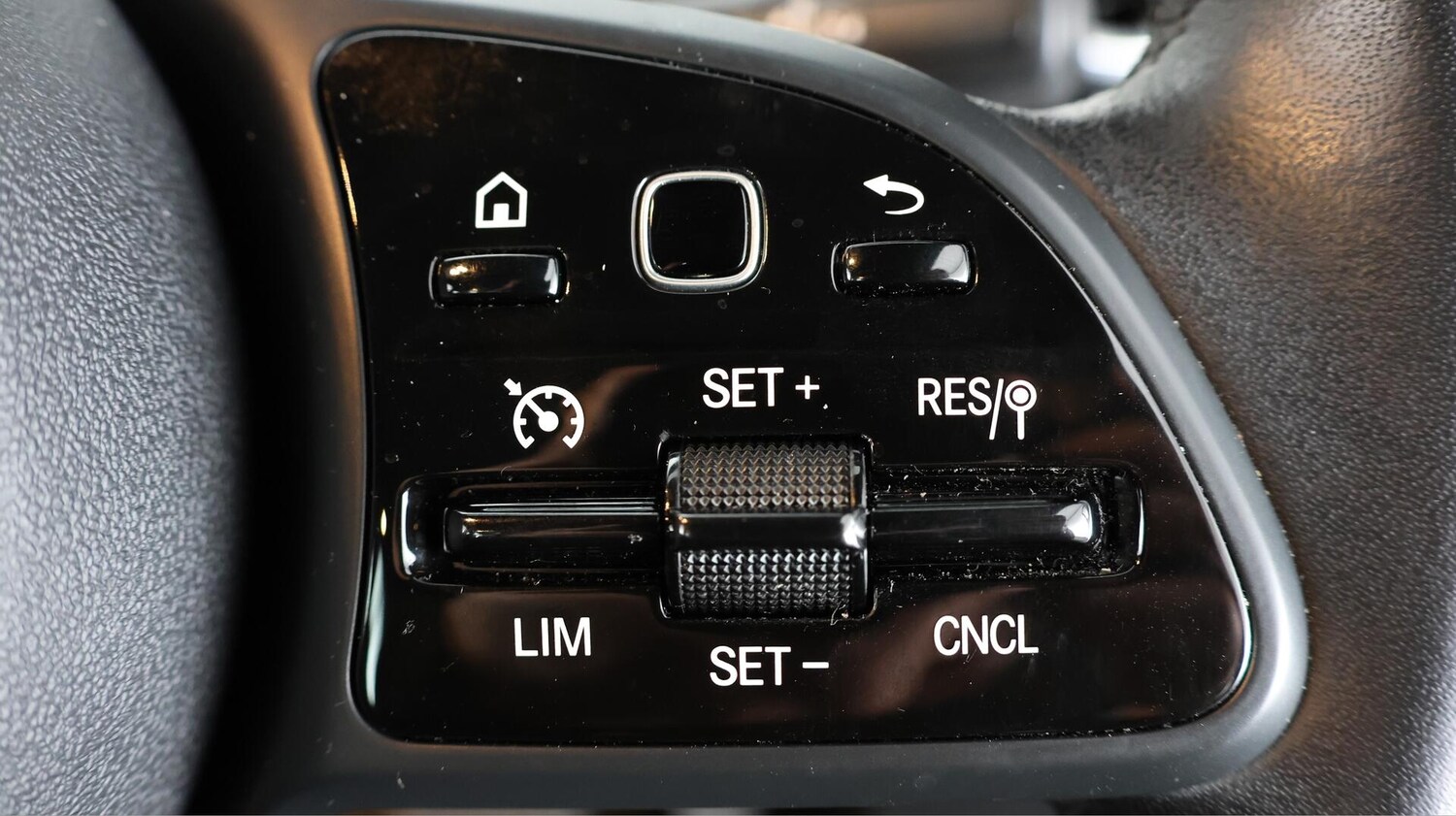 Used Mercedes-Benz A-Class 2019 for sale - 76584969: Photo 24