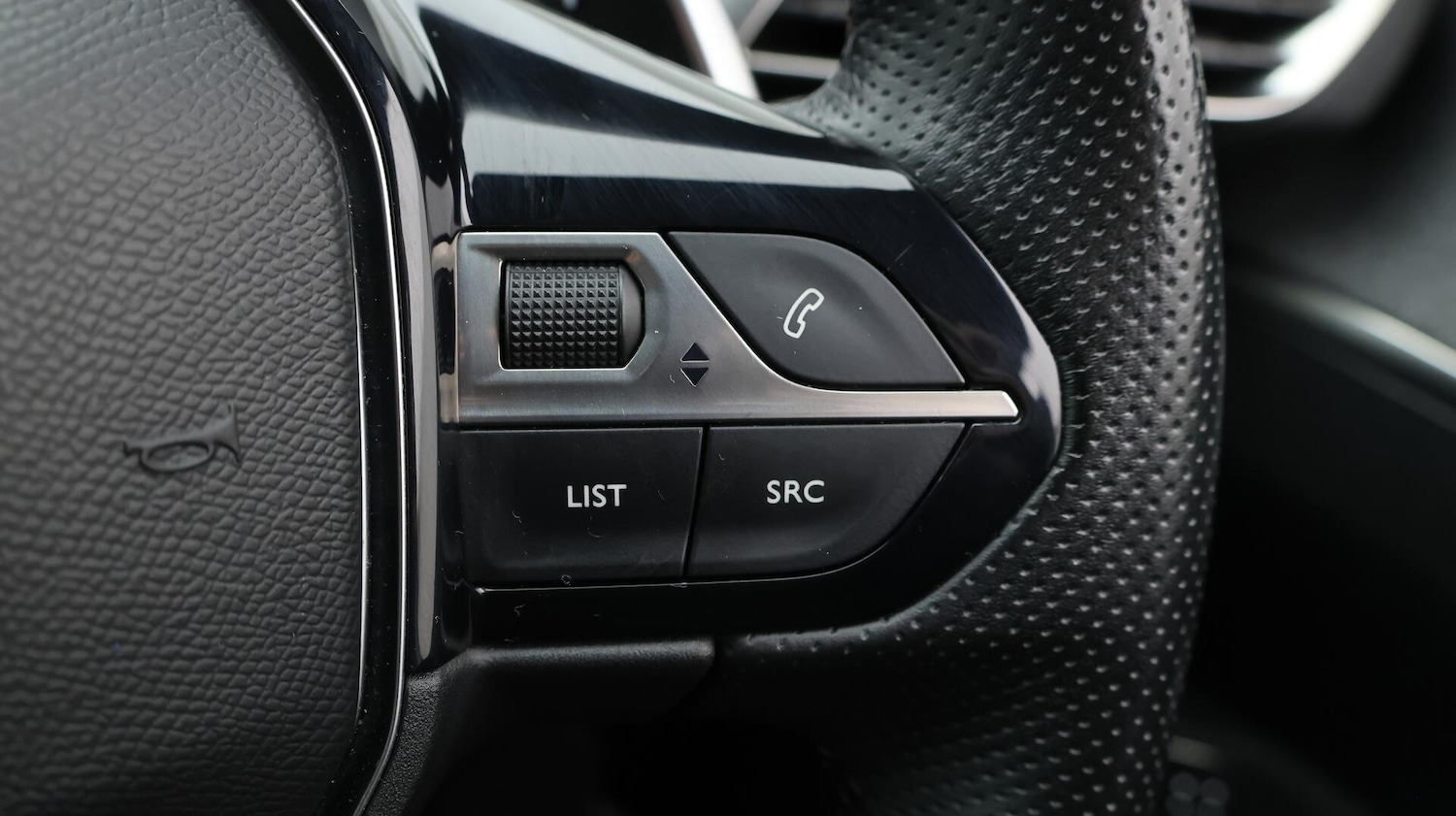 Used Peugeot 3008 2020 for sale - 76247641: Photo 25