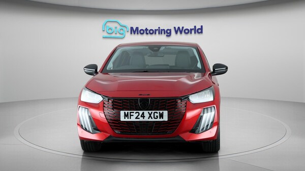 Used Peugeot 208 2024 for sale - 75658221: Photo 2
