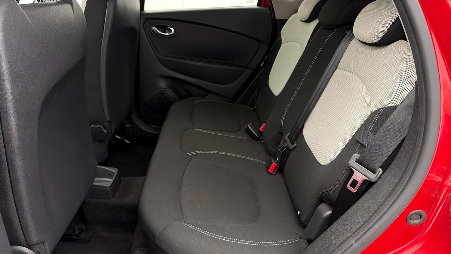 Used Renault Captur 2019 for sale - 78111870: Photo 15