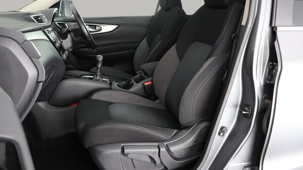 Used Nissan Qashqai 2018 for sale - 76314457: Photo 14