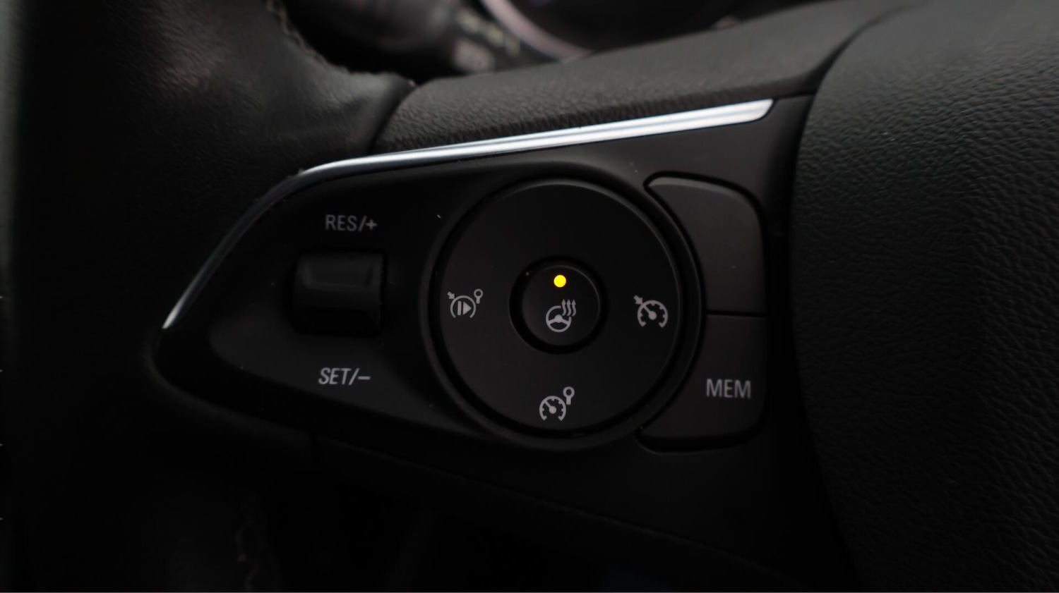 Used Vauxhall Crossland 2022 for sale - 76644743: Photo 22