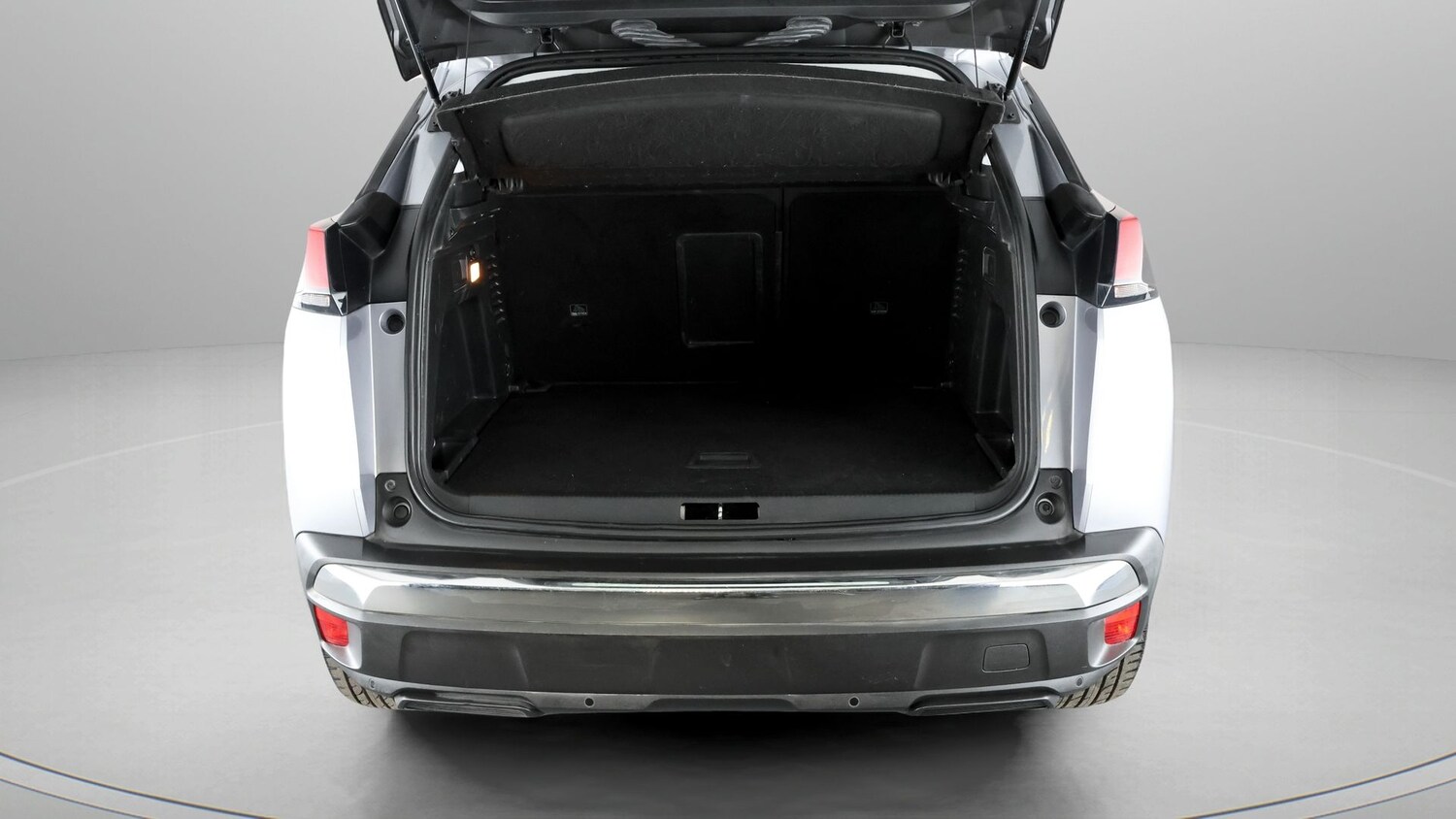 Used Peugeot 3008 2018 for sale - 77581012: Photo 16