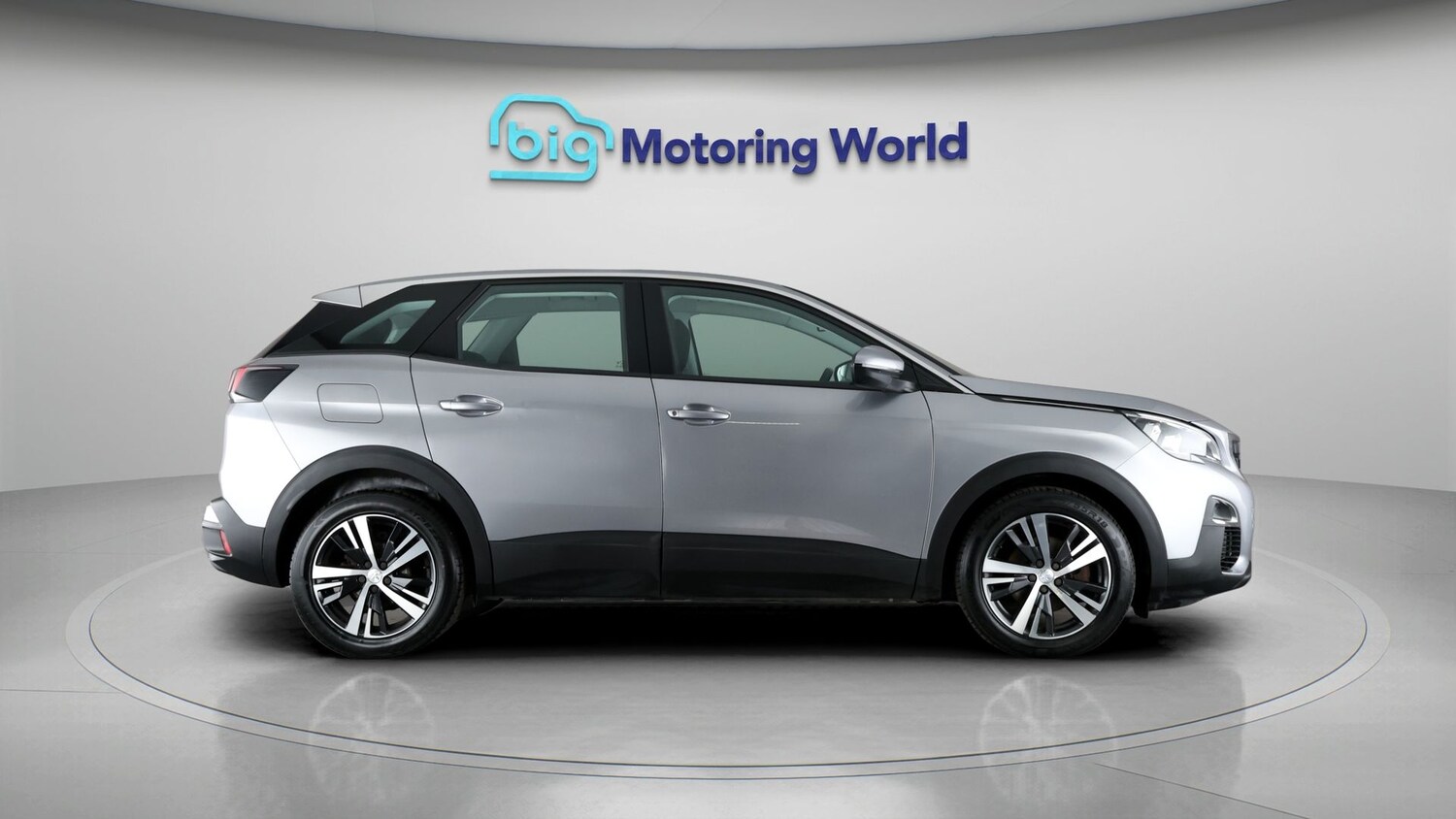 Used Peugeot 3008 2018 for sale - 77581012: Photo 8