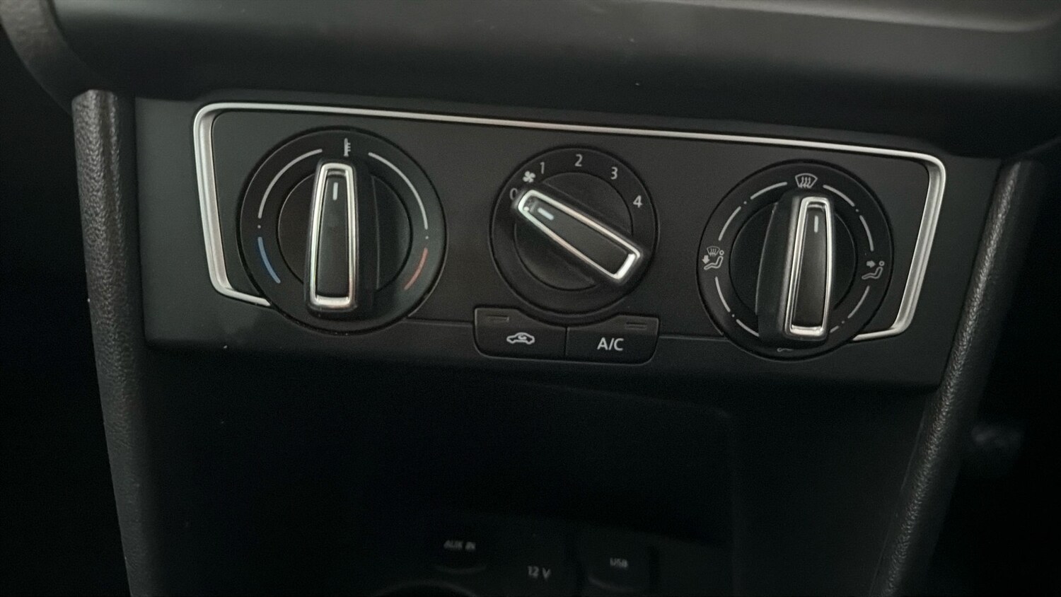 Used Volkswagen Polo 2017 for sale - 77763286: Photo 11