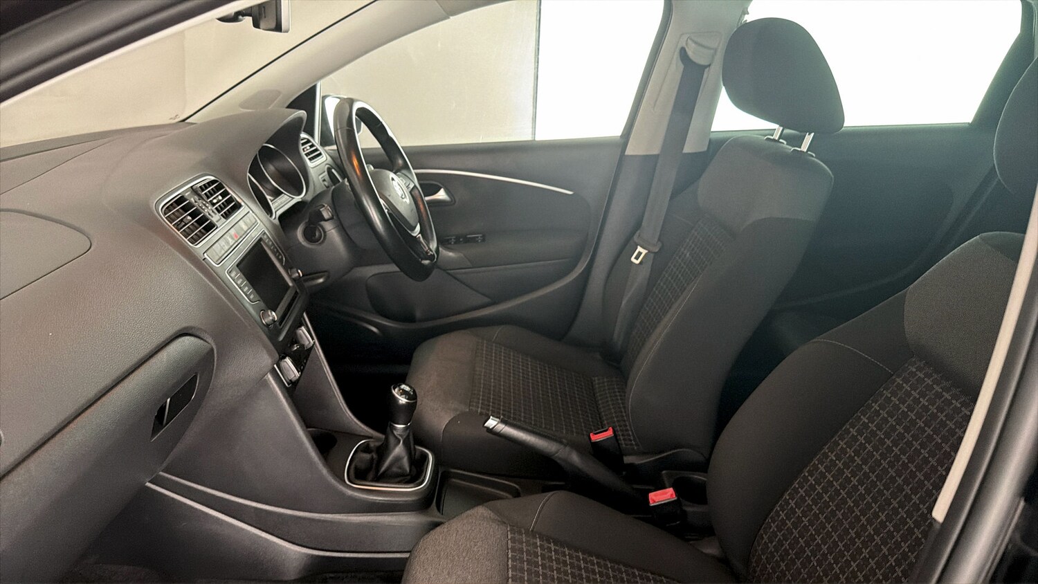 Used Volkswagen Polo 2017 for sale - 77763286: Photo 13