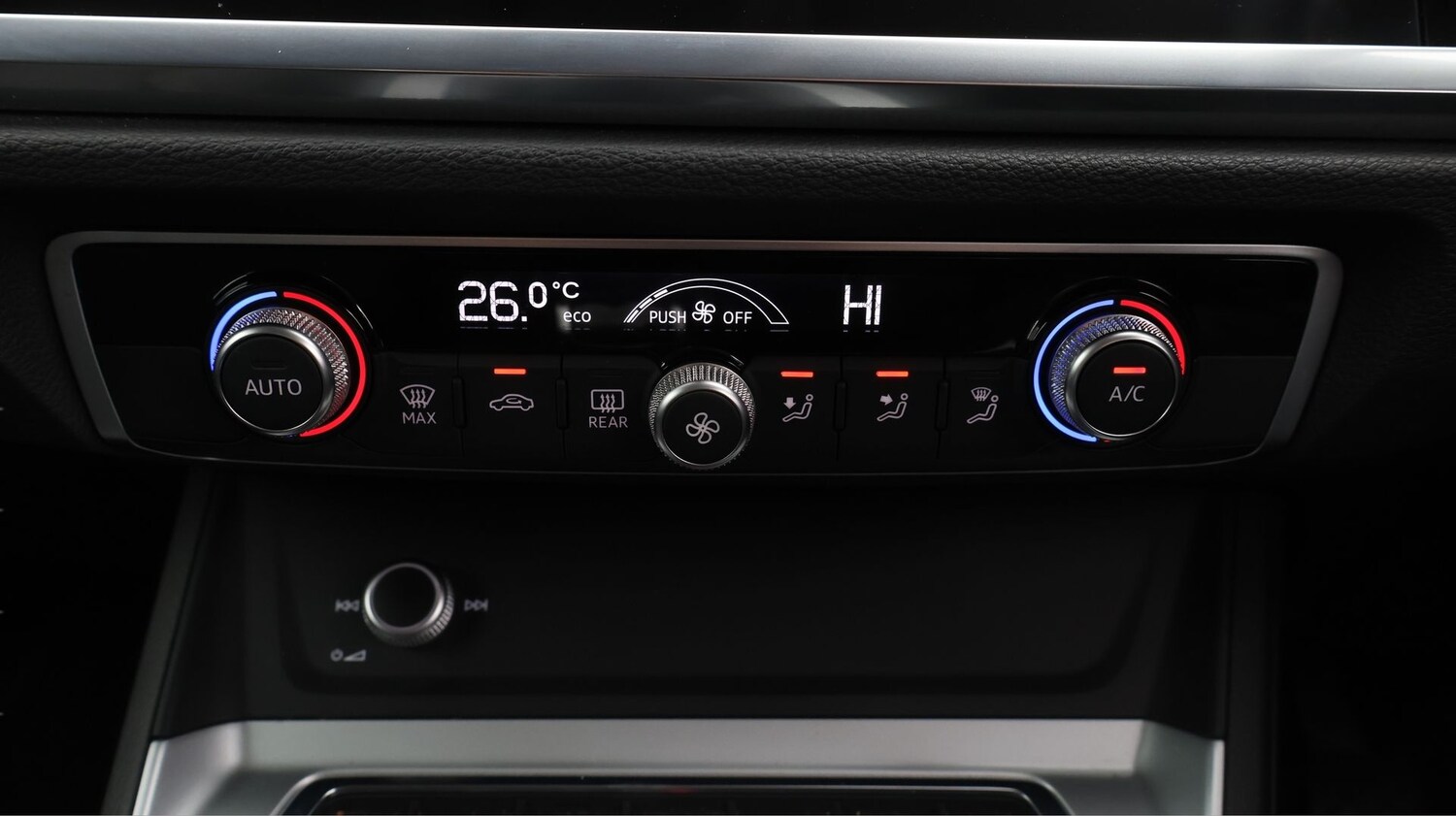 Used Audi Q3 2020 for sale - 77367545: Photo 12