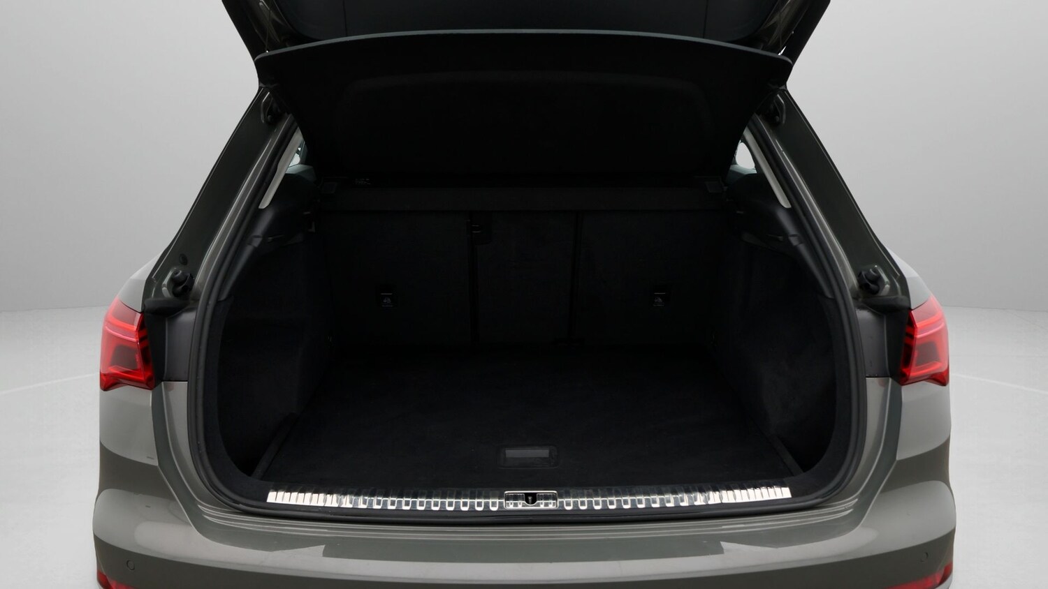 Used Audi Q3 2020 for sale - 77367545: Photo 17