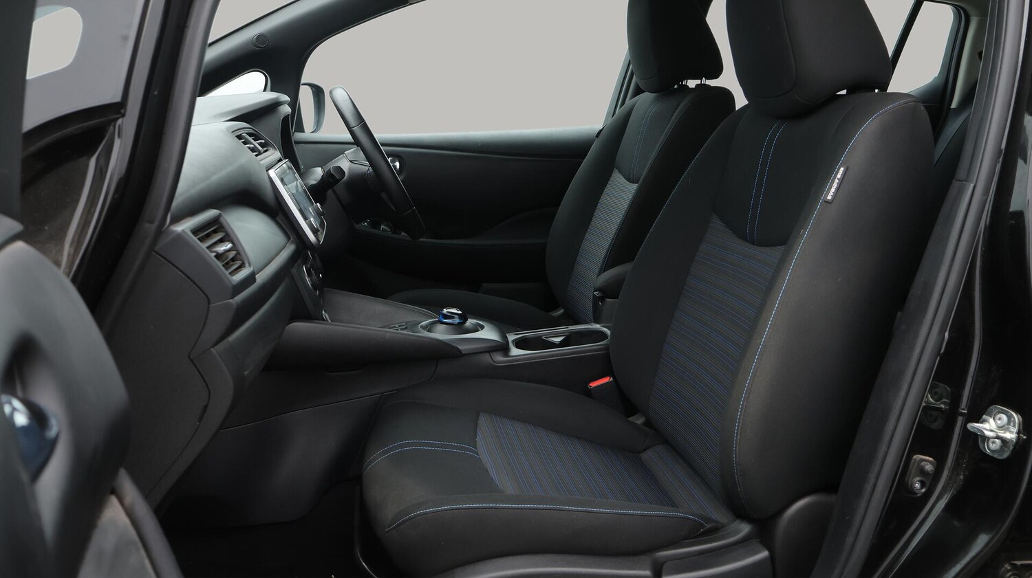 Used Nissan Leaf 2022 for sale - 76381051: Photo 14