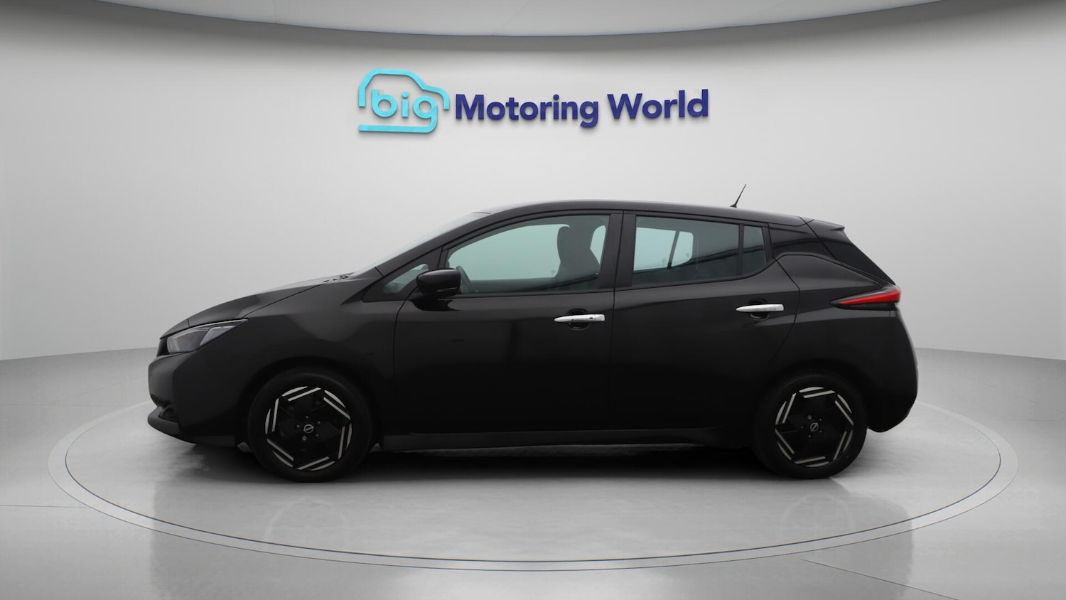 Used Nissan Leaf 2022 for sale - 76381051: Photo 4