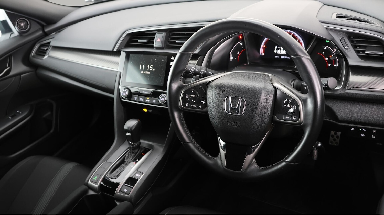 Used Honda Civic 2019 for sale - 76371757: Photo 10