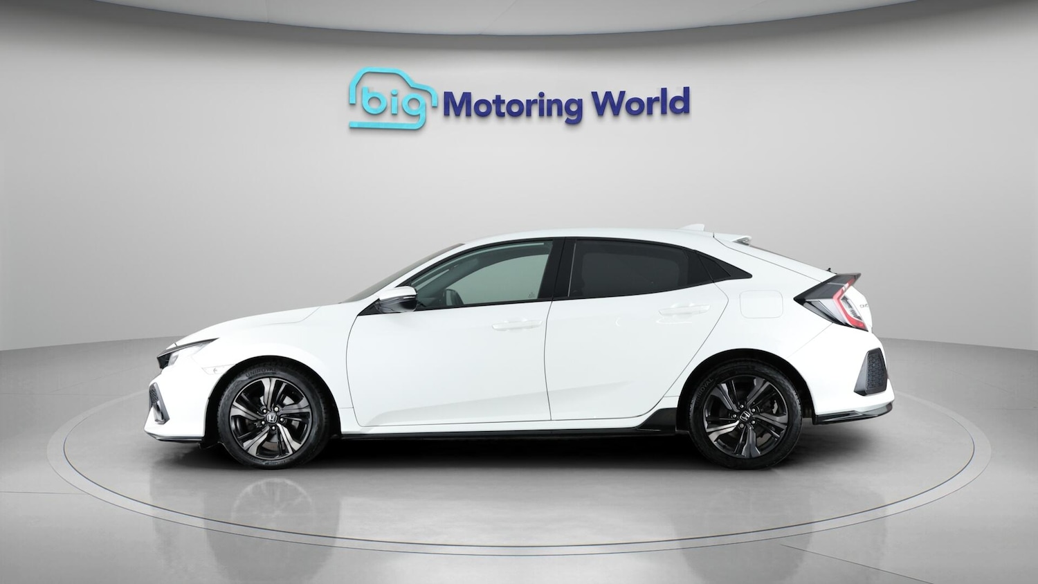 Used Honda Civic 2019 for sale - 76371757: Photo 5