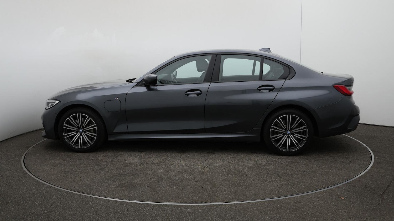 Used BMW 3 Series for sale - 76702480: Photo 46