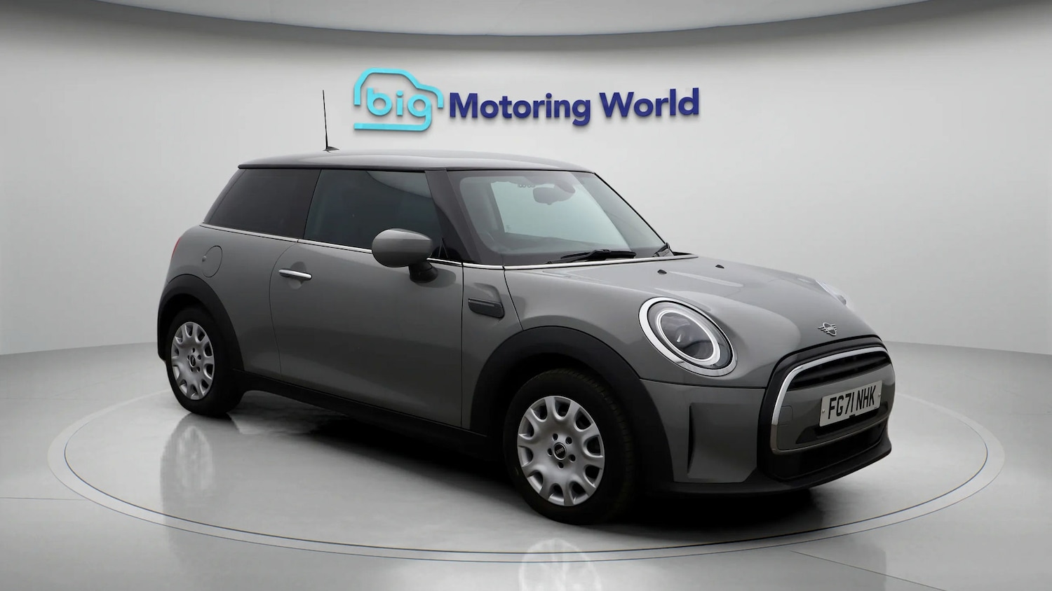 Used MINI Hatch 2021 for sale - 76815288: Photo 2