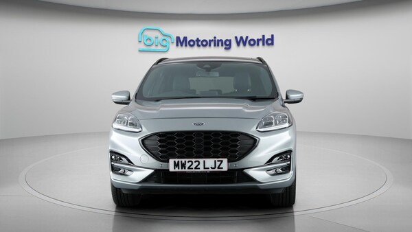 Used Ford Kuga 2022 for sale - 75658925: Photo 2