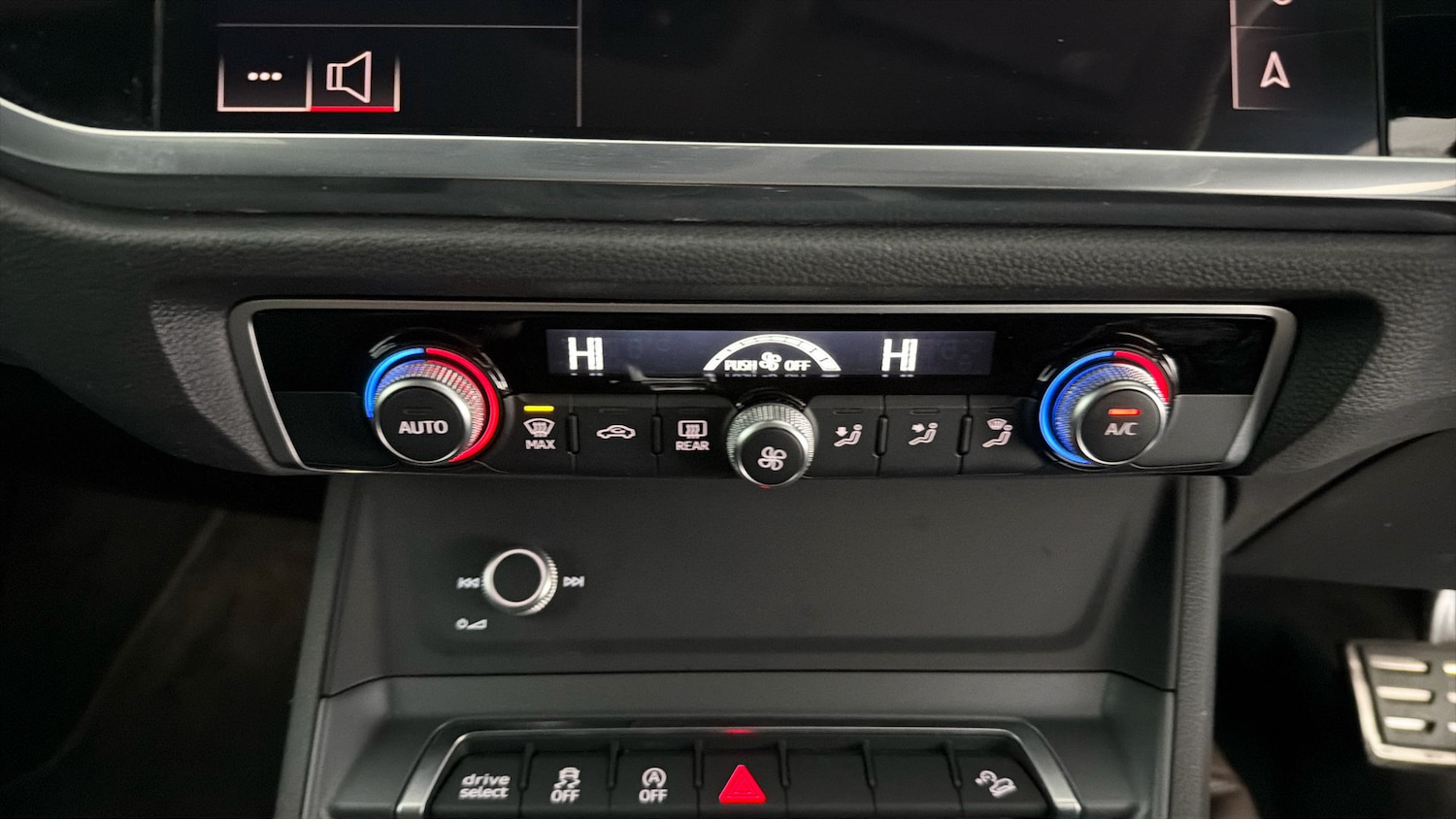 Used Audi Q3 2024 for sale - 77732648: Photo 12