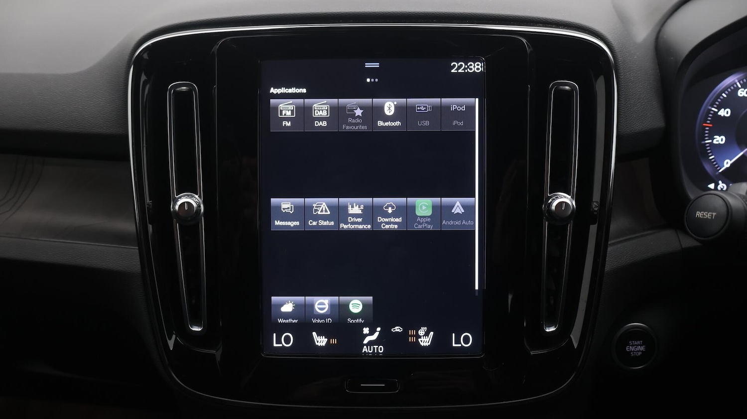 Used Volvo XC40 2022 for sale - 76380951: Photo 25