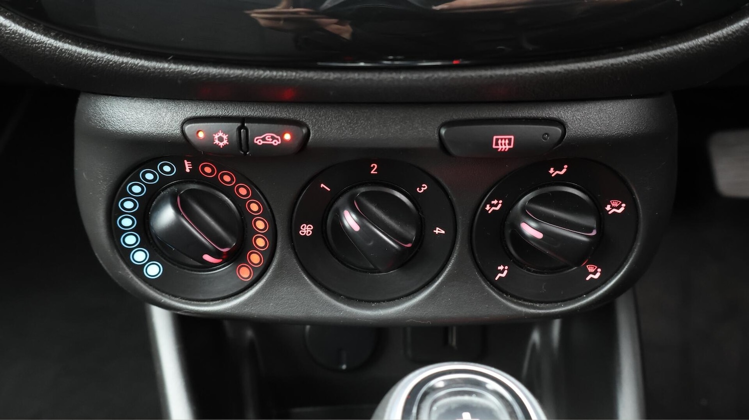 Used Vauxhall Corsa 2018 for sale - 76398755: Photo 13