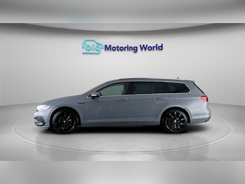 Used Volkswagen Passat 2023 for sale - 79239721: Photo